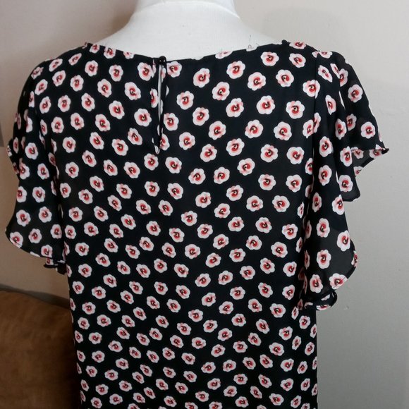 Floral Ruffle Top - Picture 2 of 9